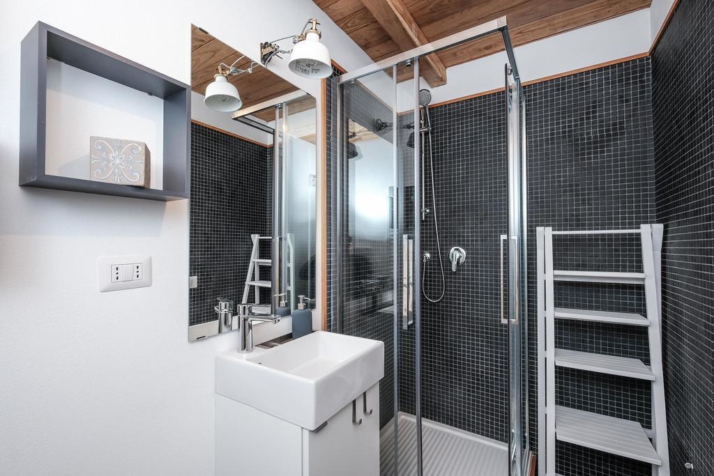 Trastevere Premium Apartment Rome Bagian luar foto